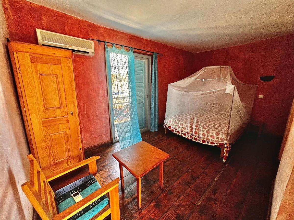 Flyfishes Hotel Saint-Louis Ngoại thất bức ảnh