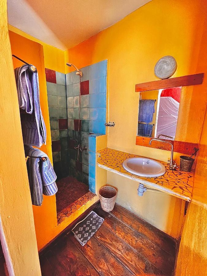 Flyfishes Hotel Saint-Louis Ngoại thất bức ảnh